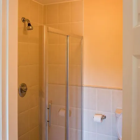 Holiday home Ballinakill